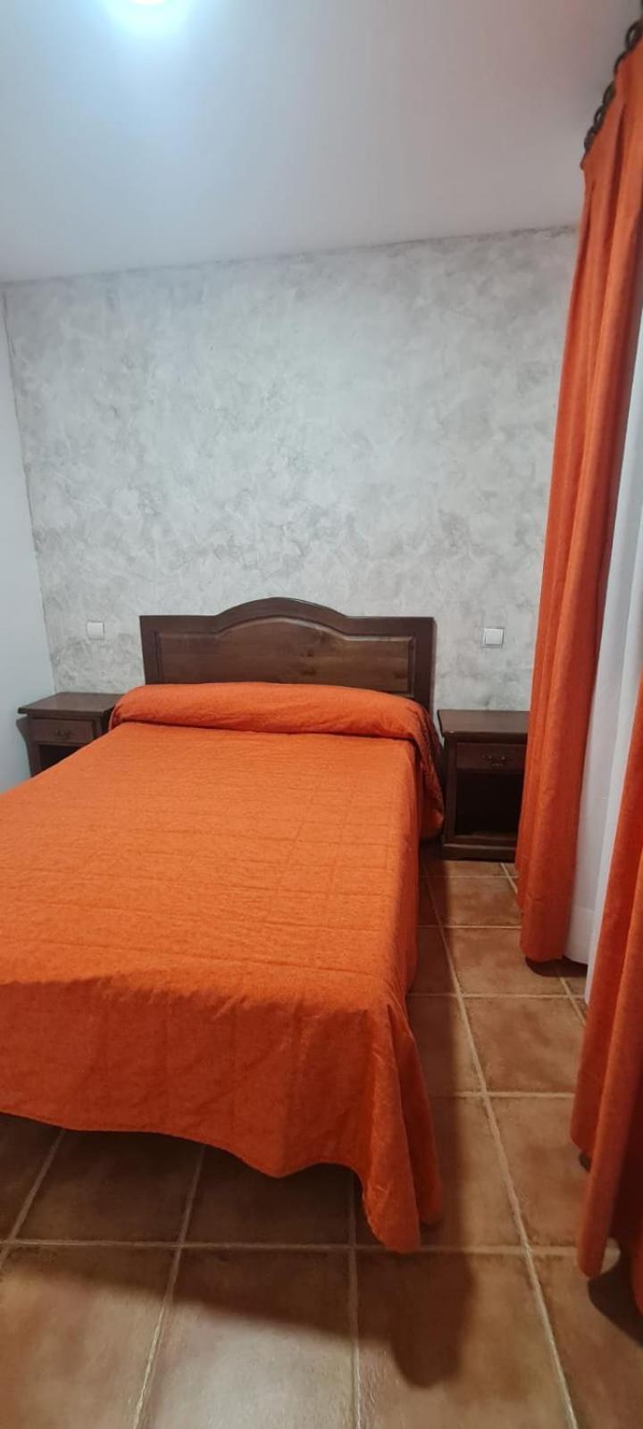 Hostal La Roda Villaluenga Ngoại thất bức ảnh