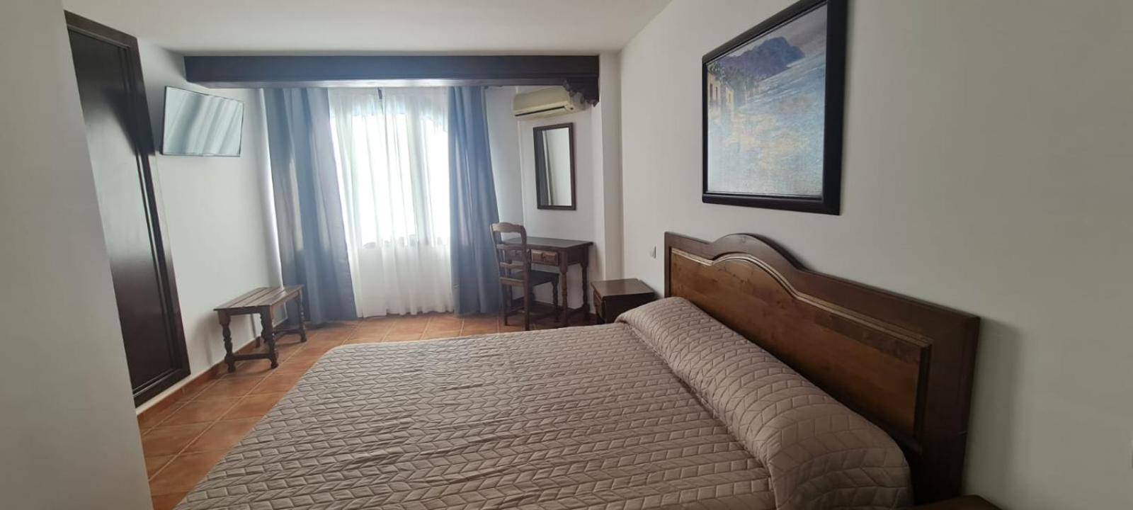 Hostal La Roda Villaluenga Ngoại thất bức ảnh